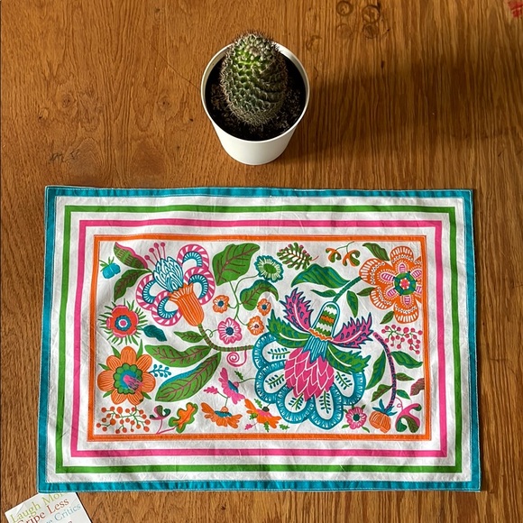 Gretchen Scott TM. Floral Placemat. Only ONE. - Picture 1 of 6